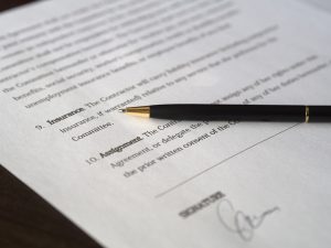 Formularz sprzedaży samochodu. Jaka ma być ta umowa ? Formularz kupna sprzedaży samochodu